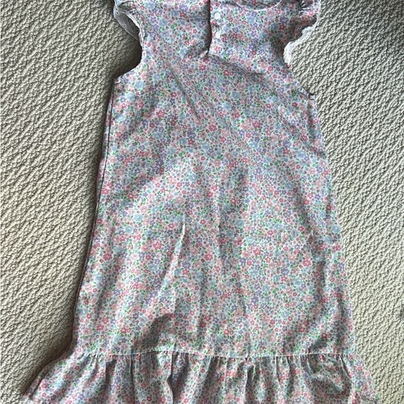 TBBC Angel sleeve gown - Picture 4 of 4